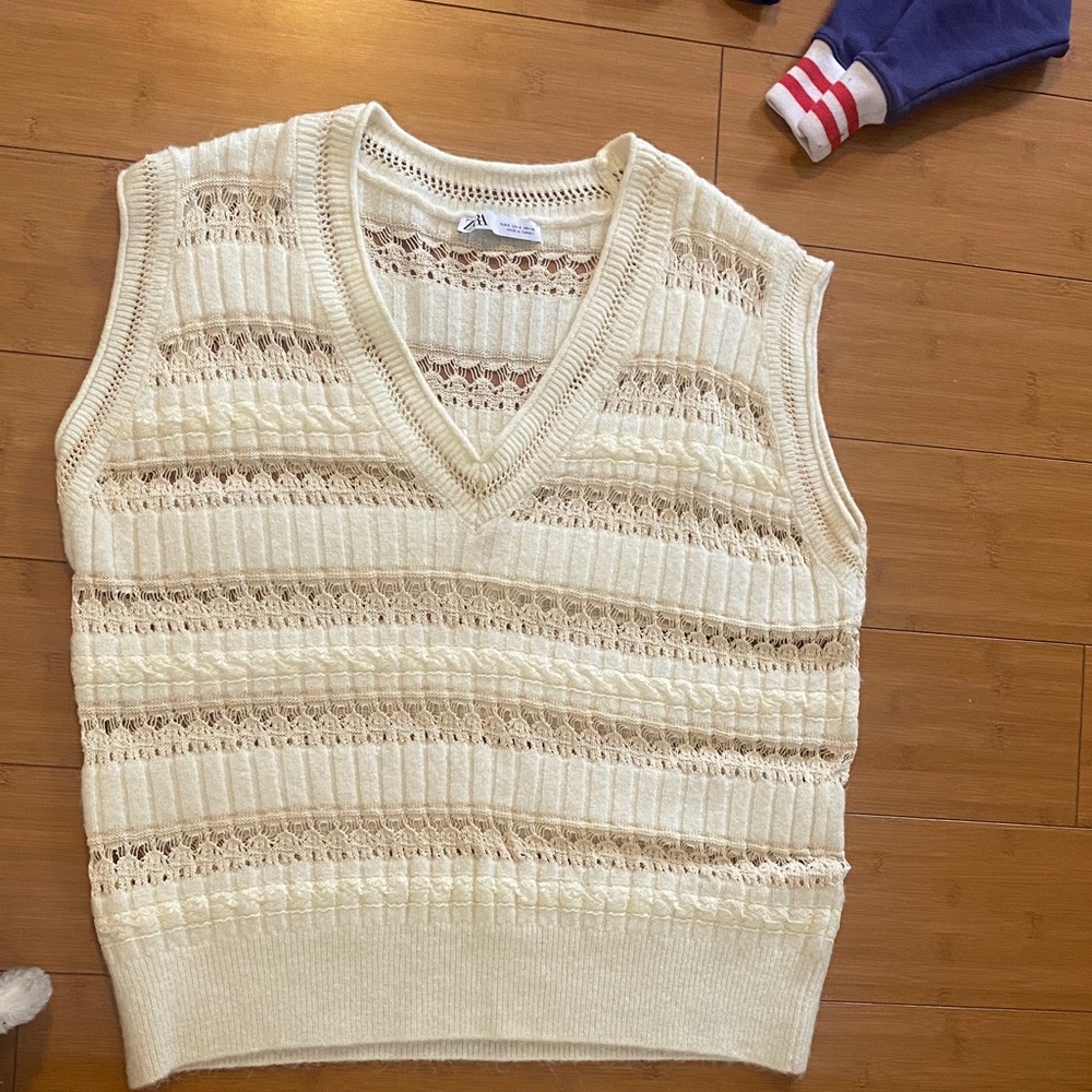 Zara Cream Knit Sweater Vest